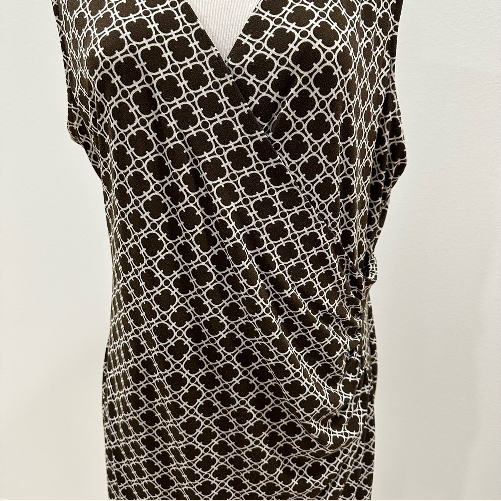 2x Dress - Picture 5 of 10